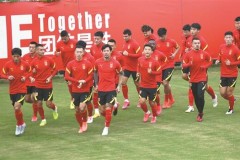 【39'】伊朗队红牌！少一人作战0-1落后韩国，孙兴慜点射