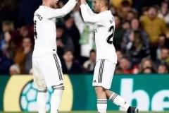 巴塞罗那VS纽卡斯尔：拉什福德梅开二度，世界波惊艳全场